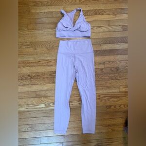 Lululemon lilac Lavender Sports Bra and Leggings Set